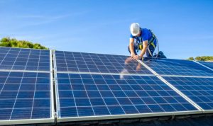 Installation et mise en production des panneaux solaires photovoltaïques à Quevert